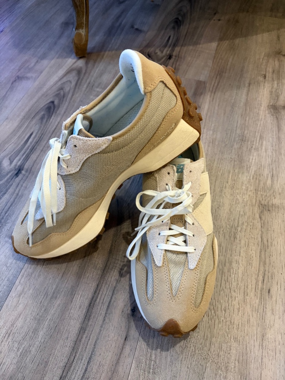 New Balance 327 Sneakers Tan Beige Cream Size 11.5